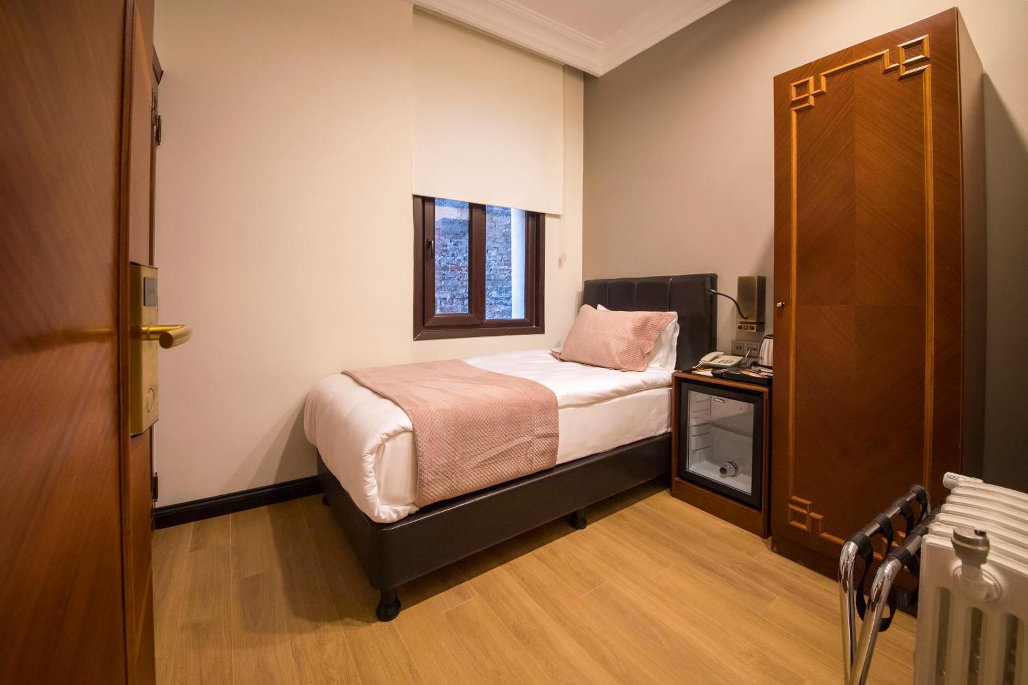 Vardar Palace - Special Category Hotel Istanbul